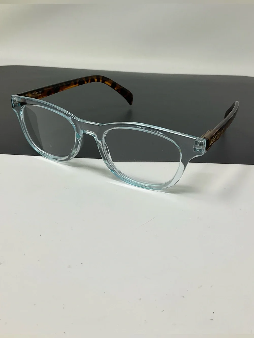 Betsey Johnson clear blue tortoise frame reading glasses +2.50